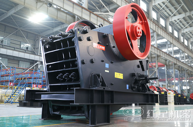 每日生產1萬噸破碎機多少錢一臺？